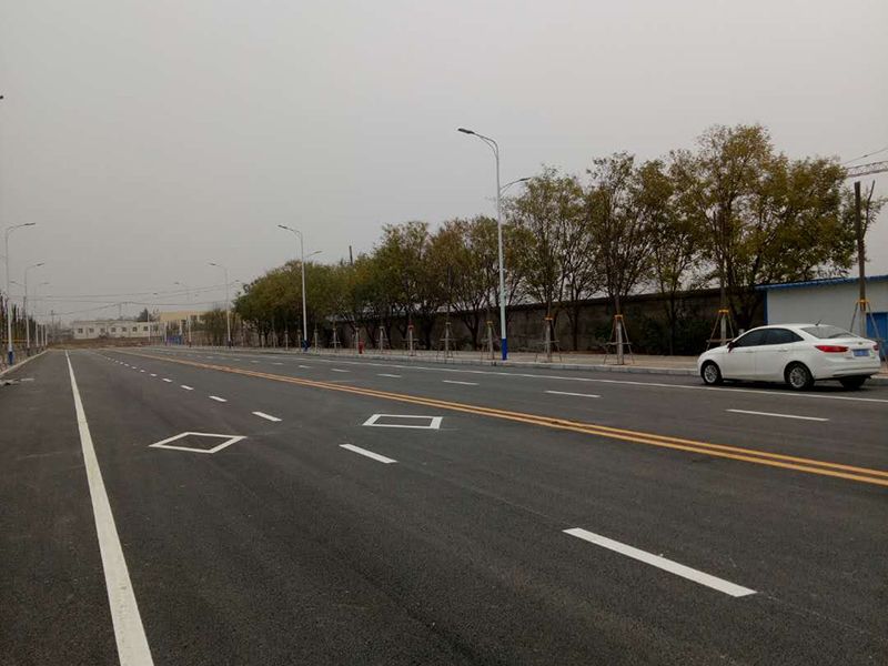 宋元瓷規(guī)劃二路道路、綠化及配套設(shè)施實(shí)景圖